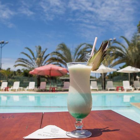 Bahia Plaza Hotel Busca-Vida Kültér fotó