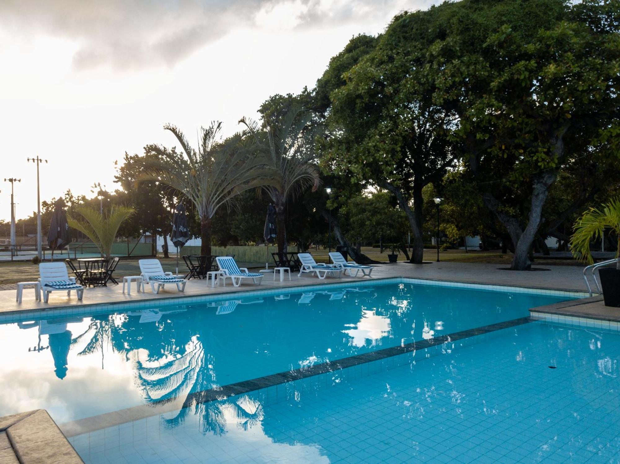 Bahia Plaza Hotel Busca-Vida Kültér fotó